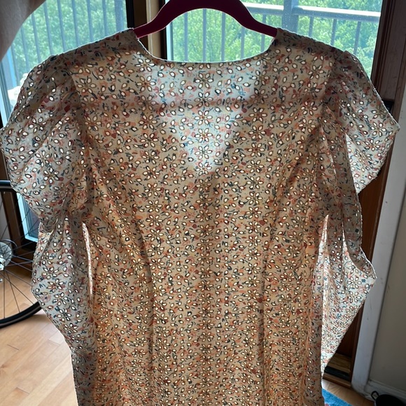 FREE THE ROSES 2.7 AUGUST APPAREL Dress - Picture 11 of 17